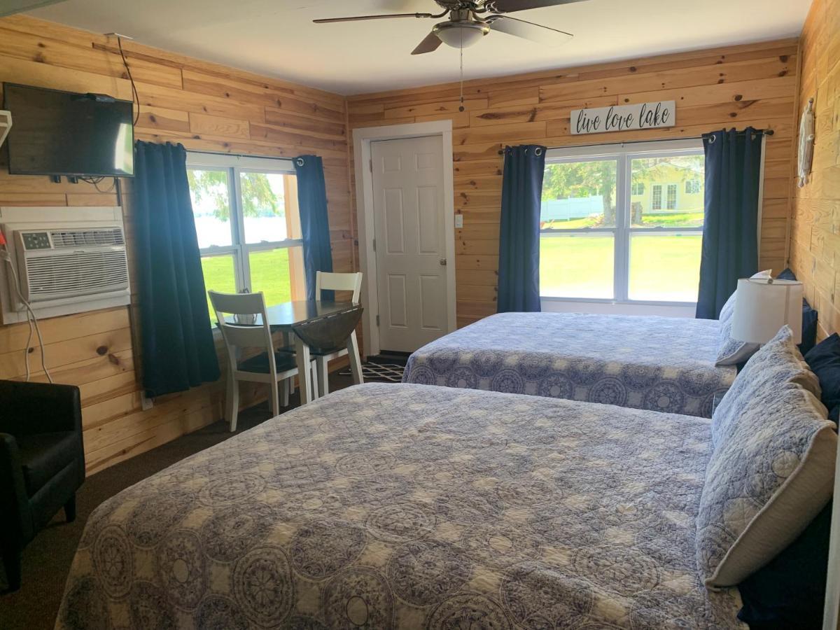 Grand Lake Resort Presque Isle Exterior photo